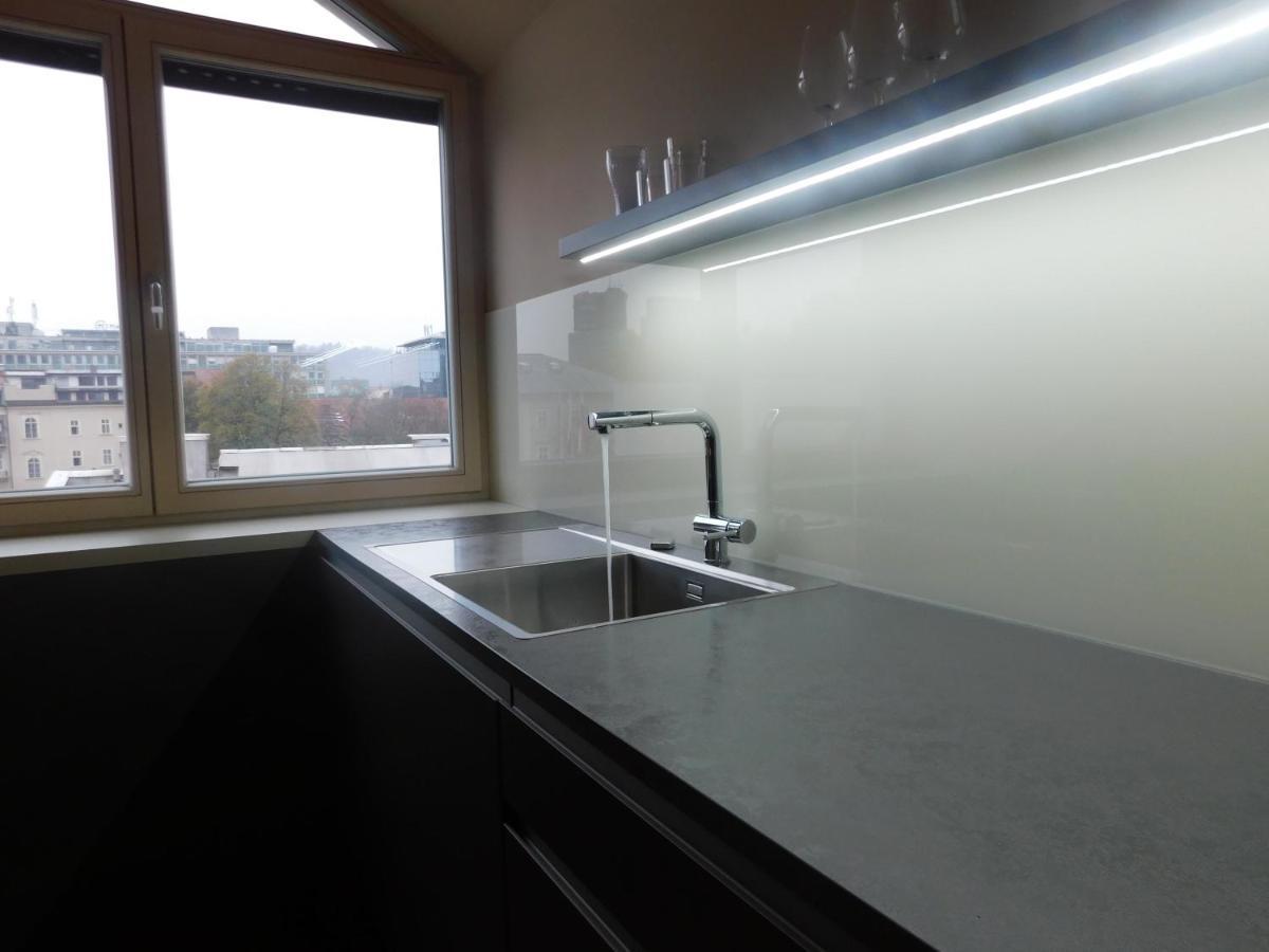 Wolfova Apartment Ljubljana Extérieur photo